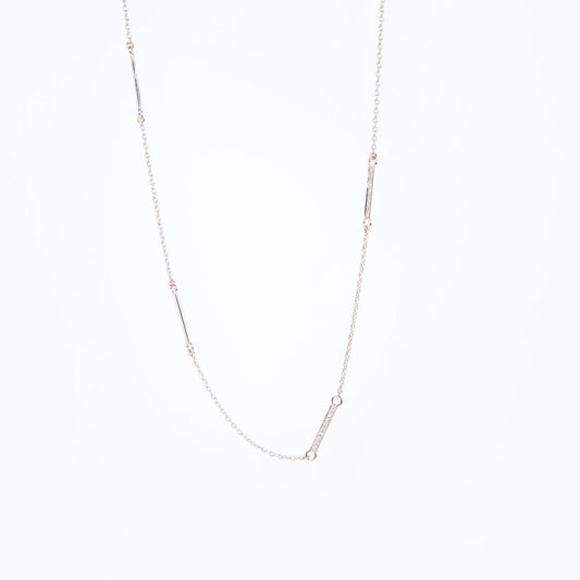 18K White gold Necklace featuring 50 Diamonds totaling 0.45 ct.