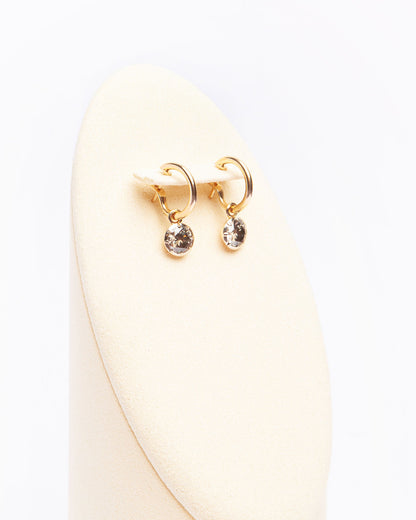 NOVI Jewelry 18K gold earrings with 2.29 ct round grey natural diamonds, SI1, GWLab certified elegant minimalist diamond earrings.