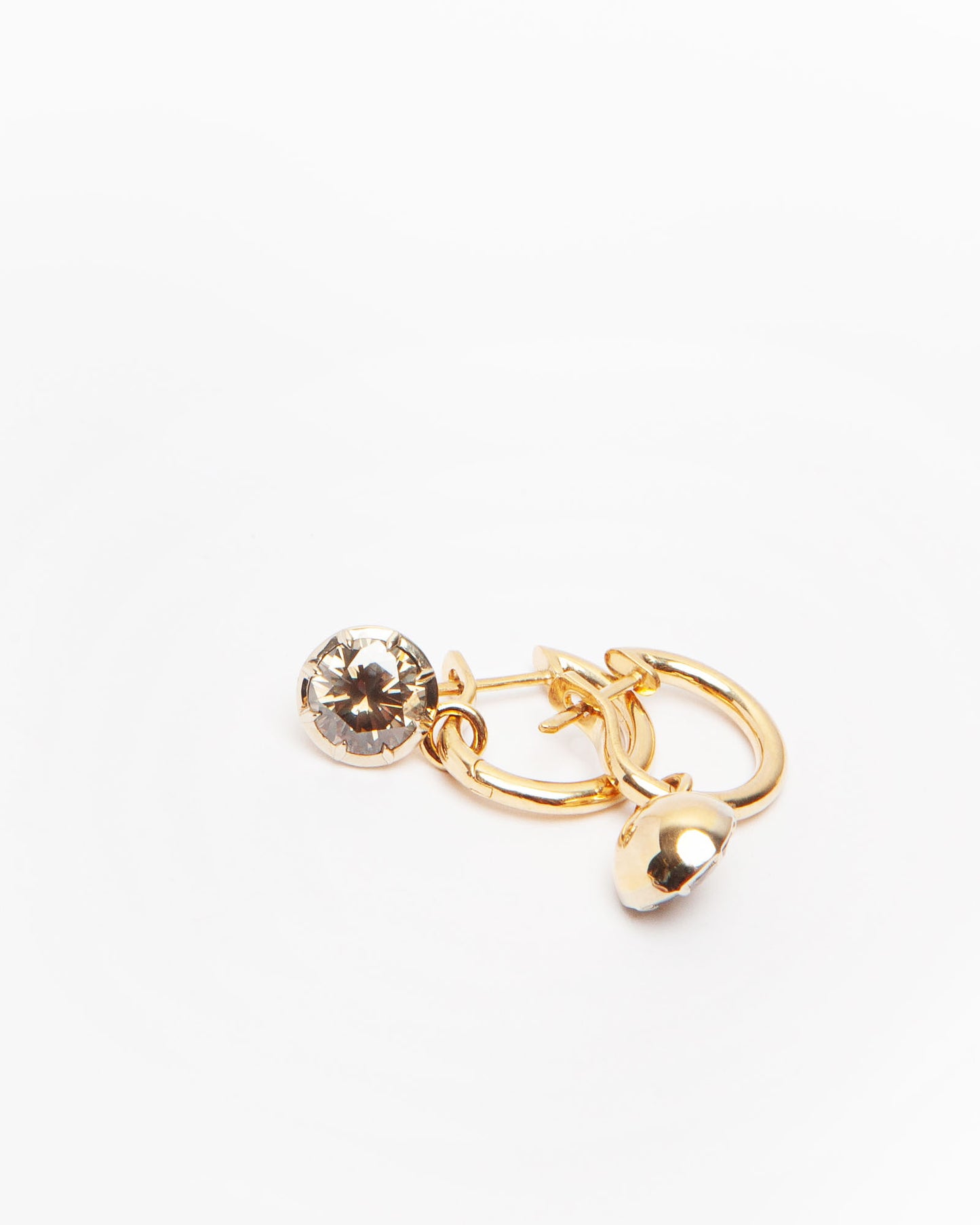 NOVI Jewelry 18K gold earrings with 2.29 ct round grey natural diamonds, SI1, GWLab certified elegant minimalist diamond earrings.