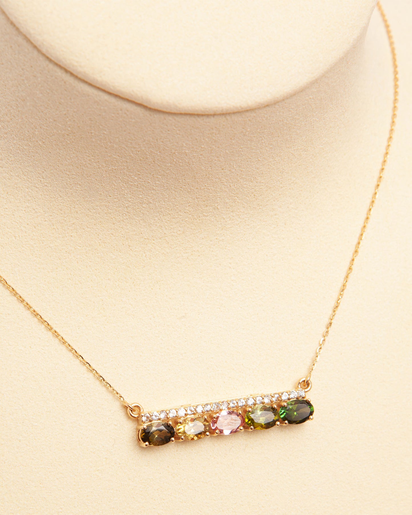 NOVI Jewelry 18K yellow gold pendant with 2.58 ct natural tourmalines and sapphires, IGI certified luxury gemstone jewelry.