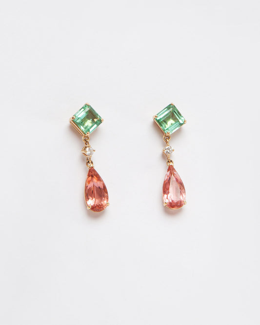 NOVI Jewelry 18k yellow gold earrings with 3.35 ct square green tourmalines, 4.31 ct pear-shaped orangy-pink tourmalines, and 0.14 ct VS diamonds, total jewelry weight 5.8 g, gold weight 4.2 g, vibrant gemstone earrings.