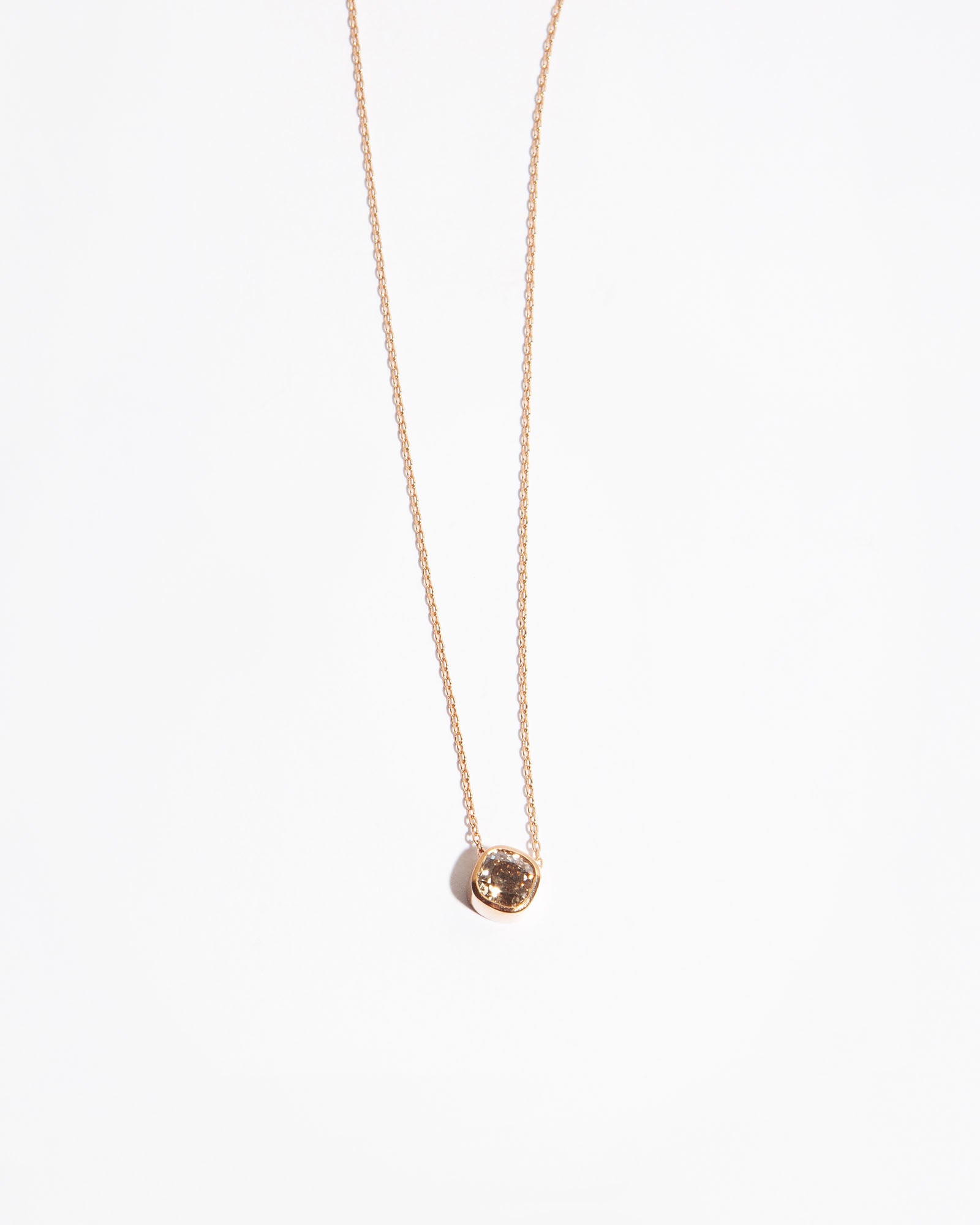 NOVI Jewelry 18K gold pendant with 1.01 ct light brown natural diamond, GWL certified contemporary diamond necklace.