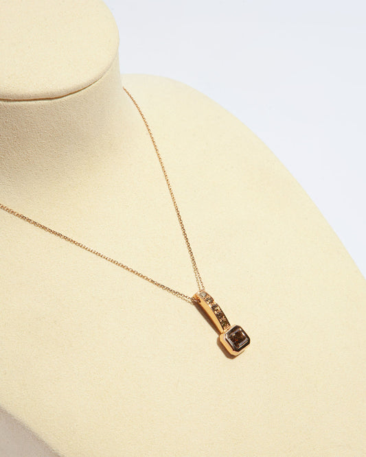 NOVI Jewelry 18K yellow gold pendant with 1.39 ct fancy brown mixed-color diamond and 0.24 ct natural diamonds, SI1-SI3, GWLab certified luxury diamond pendant.