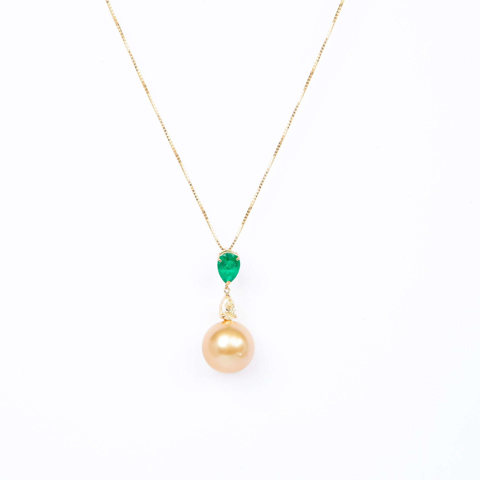 NOVI Jewelry 18K gold necklace with 12.5 mm Golden Pearl, 0.80 ct emerald and 0.383 ct natural diamond, CGL certified luxury gemstone pendant.