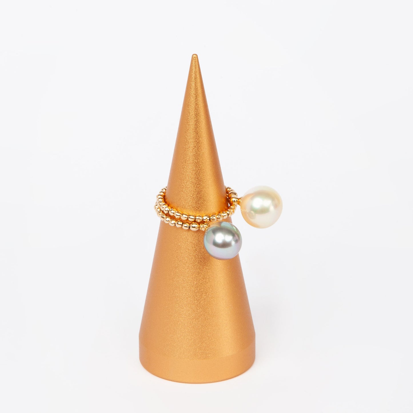 NOVI Jewelry 18K gold ring with 9 mm and 10 mm South Sea pearls, modern elegant open-design pearl ring.