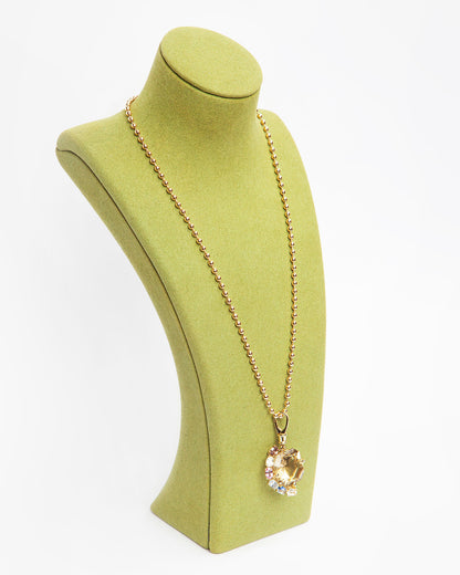 NOVI Jewelry 18K yellow gold pendant with 20.46 ct natural quartz and 3.06 ct multicolor sapphires, Sri Lanka origin, oval cut, total 23.62 ct, statement gemstone pendant.