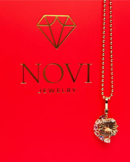 NOVI Jewelry 18K yellow gold pendant with 20.46 ct natural quartz and 3.06 ct multicolor sapphires, Sri Lanka origin, oval cut, total 23.62 ct, statement gemstone pendant.