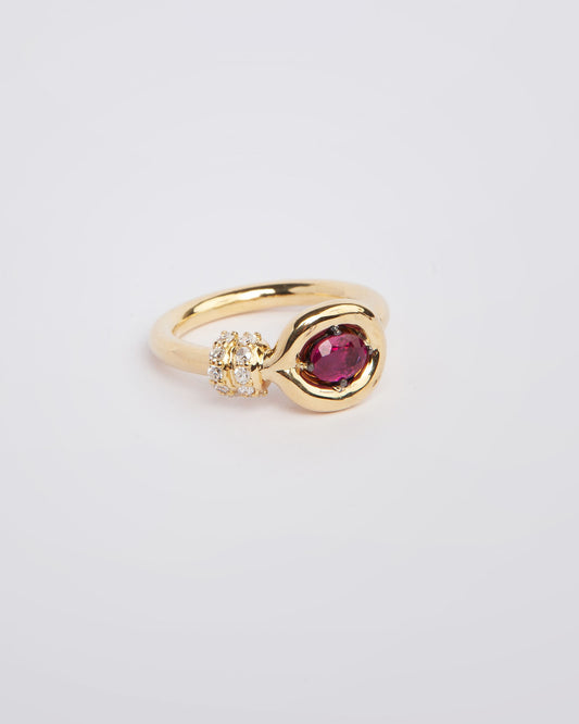 NOVI Jewelry 18K gold ring with 0.50 ct natural unheated ruby and accent diamonds, ICA certified luxury ruby and diamond ring.