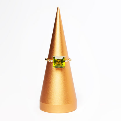 Peridot Ring · 750 Gold · 4.194 ct Peridot