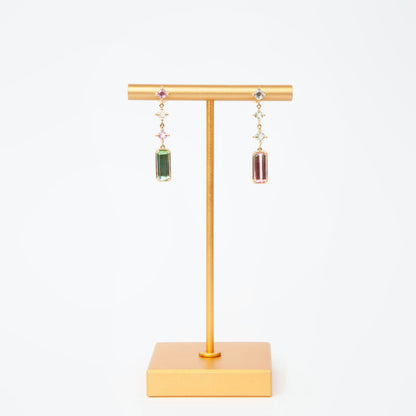 Earrings in 18K yellow gold featuring bi-color watermelon tourmaline 3.905 ct and pink sapphire 1.095 ct.