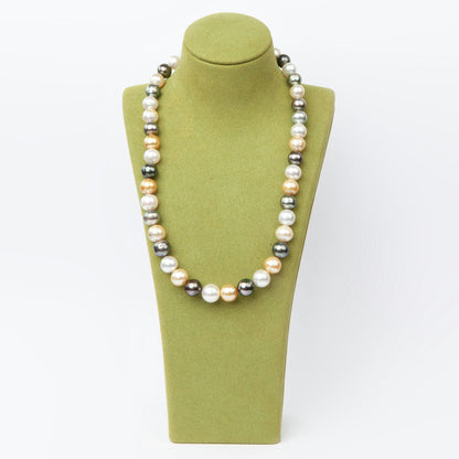 Elegant necklace featuring 43 natural South Sea pearls in white, golden, and dark tones.